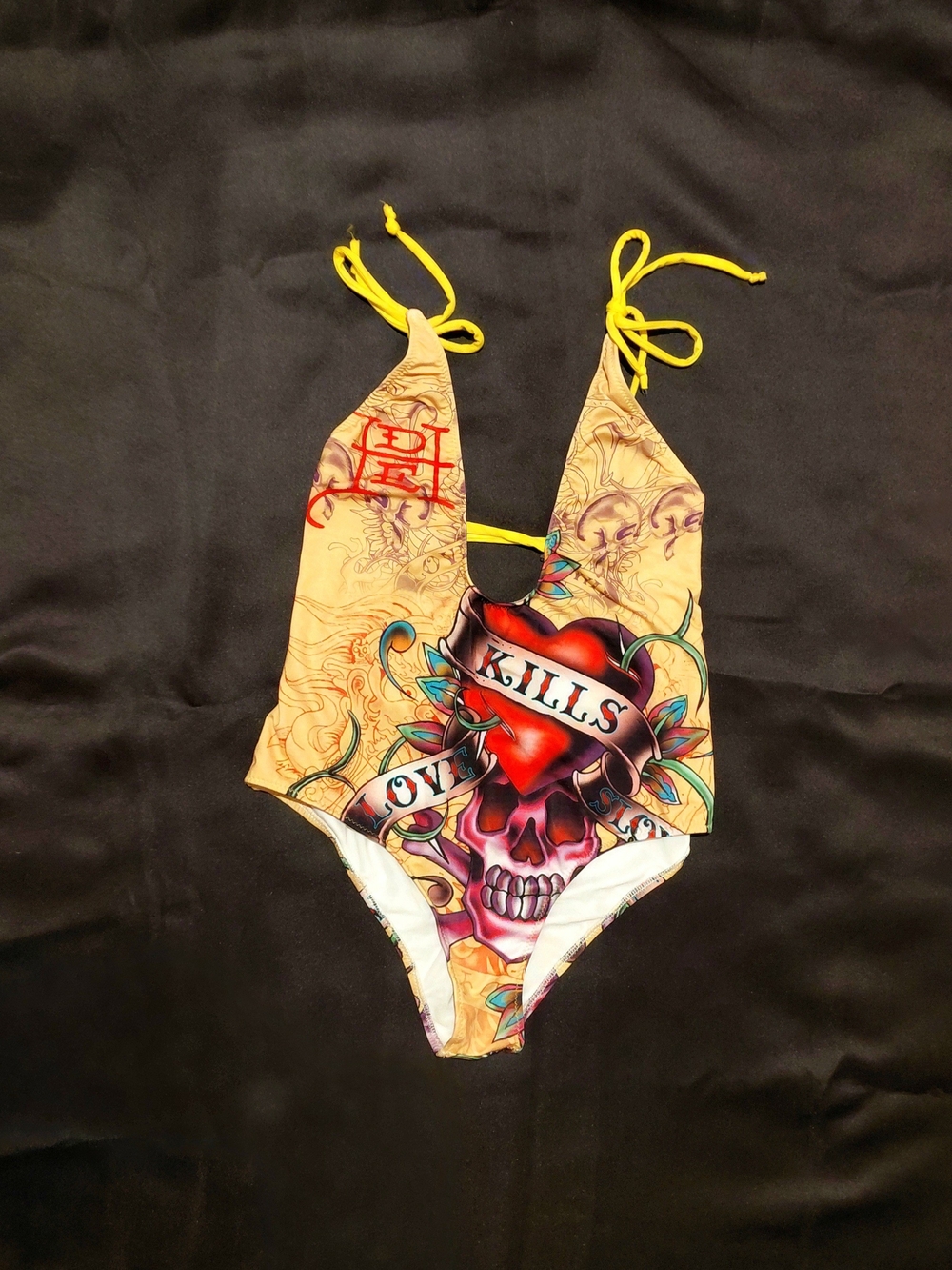 NWT Rare Vintage Ed Hardy "LOVE KILLS SLOWLY" Monokini Swimsuit Y2K
